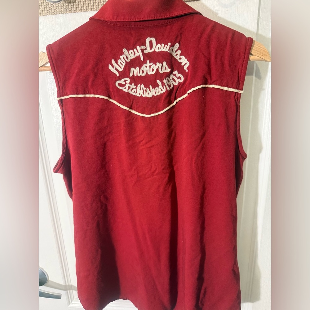Harley Davidson Red Sleeveless Top with Embroidery- Size M - Picture 4 of 7